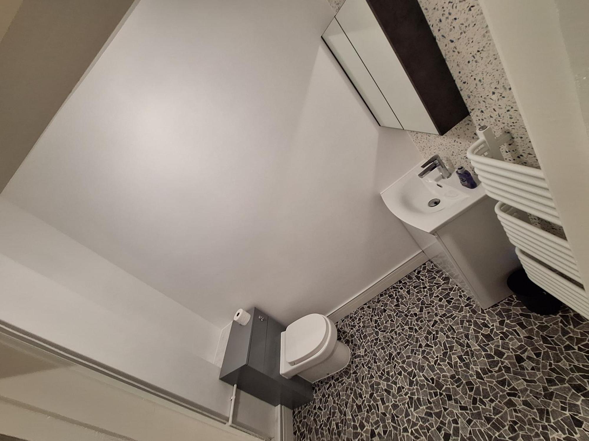 Centre Of The Town Apartment Whitchurch  Bagian luar foto
