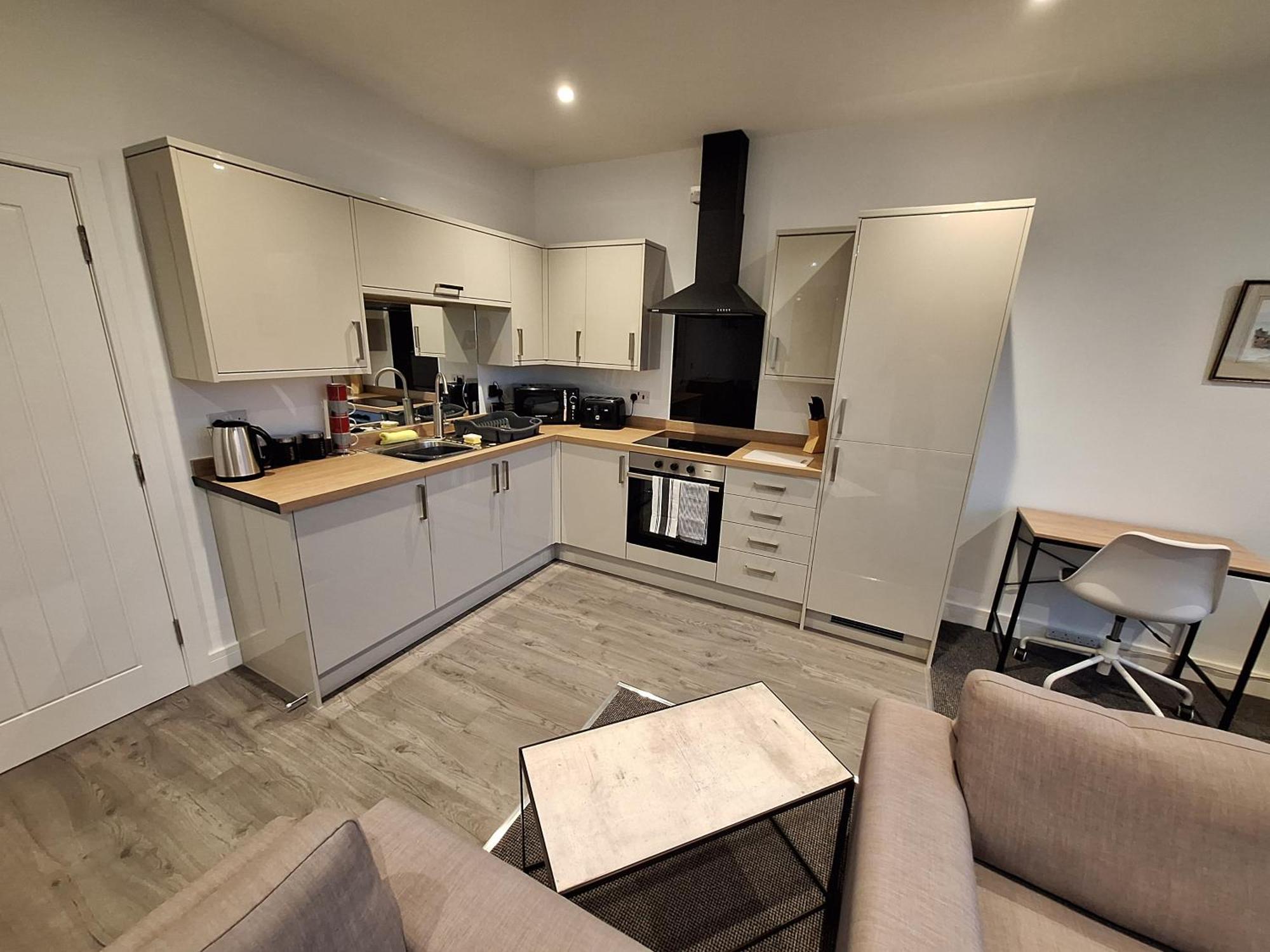Centre Of The Town Apartment Whitchurch  Bagian luar foto