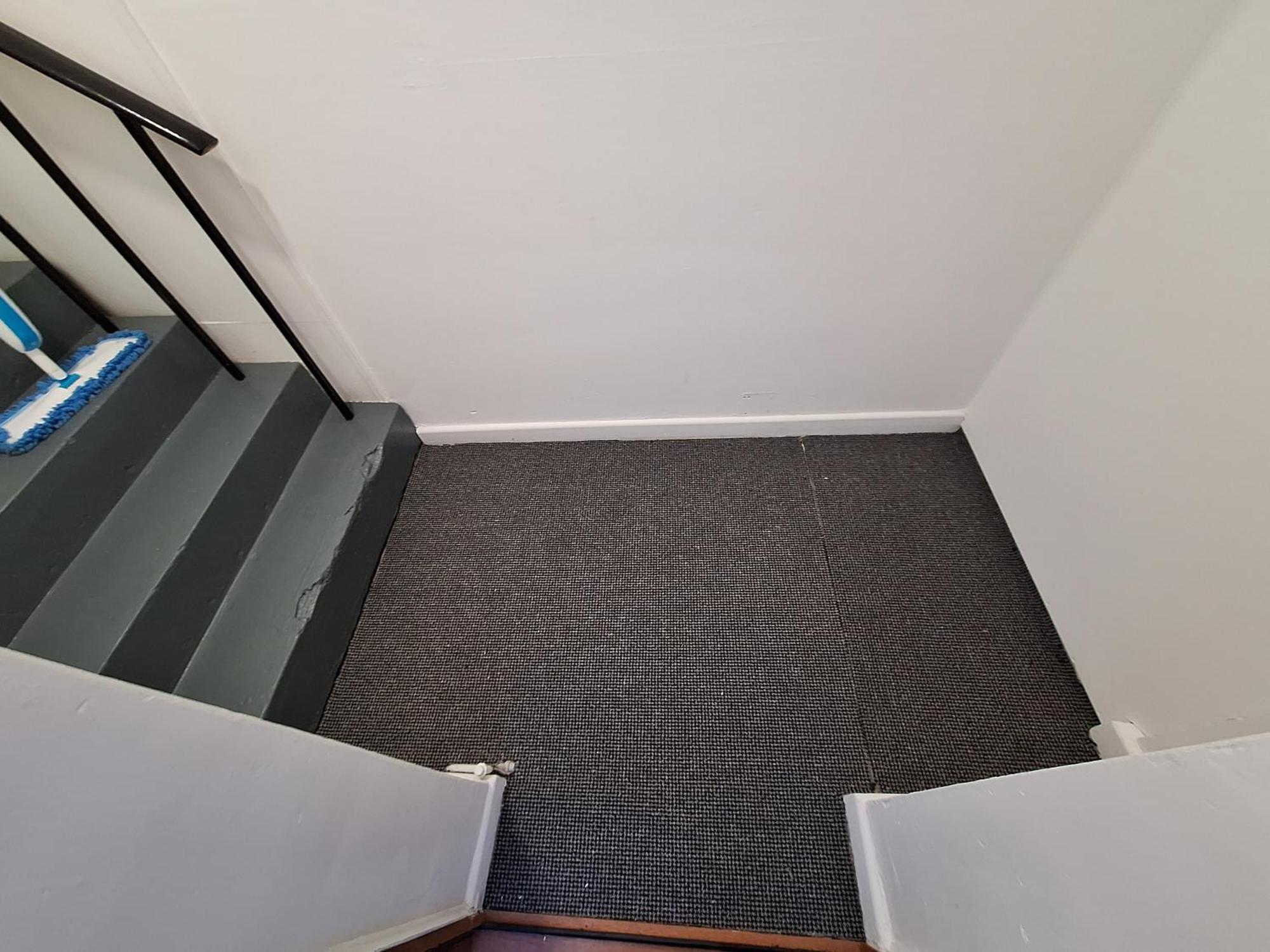 Centre Of The Town Apartment Whitchurch  Bagian luar foto